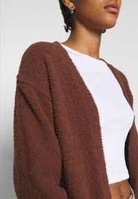 NA-KD Vest - brown