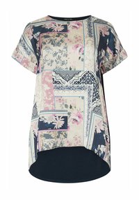 Bluzka z krótkim rękawem z wzorem patchwork w wielu kolorach, w tym kwiatowe nadruki na jasnym tle z granatowymi dodatkami. Zaokrąglony dół.