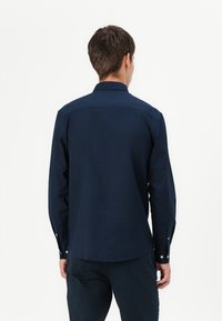 Thumbnail Image 4