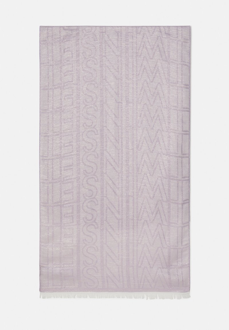 Sciarpa intrecciata lilla con un sottile motivo di lettere e forme geometriche. Rifinita con bordi frangiati, texture morbida e tessuto leggero.