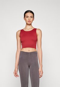 ONLY Play ONPJAIA LIFE SEAM SHORT - Top - sun-dried tomato