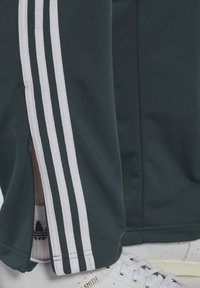 adidas Originals Teplákové kalhoty - dark green