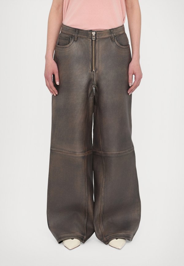 EMERIE ZIP - Leather trousers