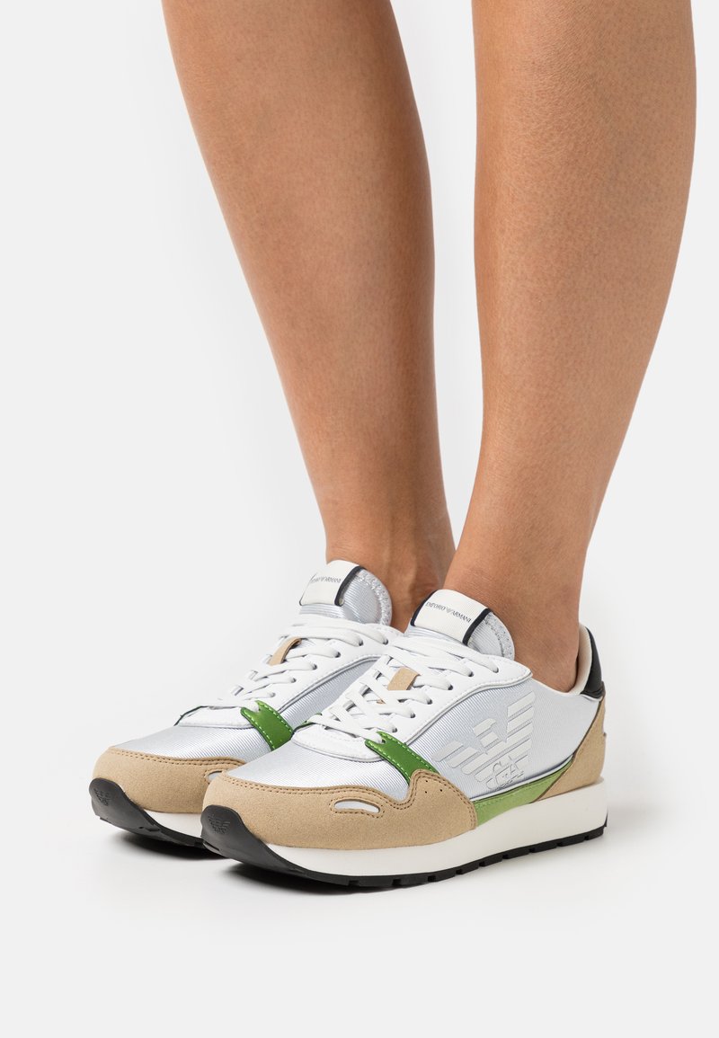 Damen Sneaker low | Emporio Armani Sneaker low sand/silver/grey/black/mehrfarbig - EO46187 Damen Sneaker low | Emporio Armani Sneaker low sand/silver/grey/black/mehrfarbig - EO46187