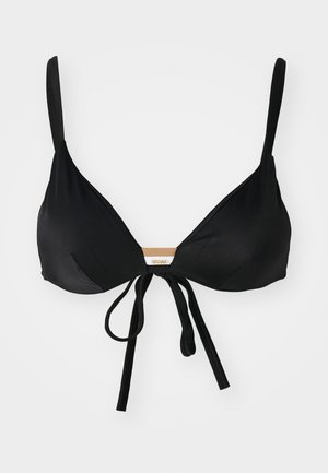 Zwart driehoekig bikinitopje van gladde stof, met dunne verstelbare bandjes en een strik aan de voorkant met een gouden accentdetail.