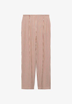 Pantaloni a righe rosse e bianche con una vestibilità ampia, dotati di una vita alta e gambe dritte. Realizzati in tessuto leggero.