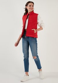 LELA SLIM FIT - Strukirani kaput - red