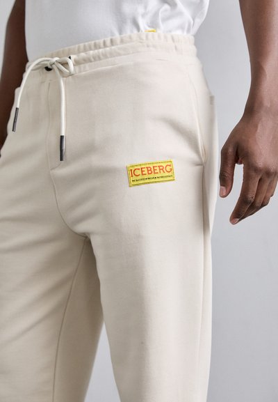Iceberg PANTALONE - Teplákové kalhoty - polvere