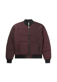 Giubbotto bomber trapuntato bordeaux con zip frontale, polsini e colletto a costine neri. Presenta cuciture verticali e tasche laterali.