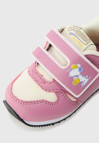 Diadora SNOOPY UNISEX - Edzőcipő - pink/mauve/orchid