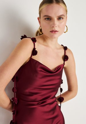 COWL NECK DRESS - Společenské šaty - burgundy
