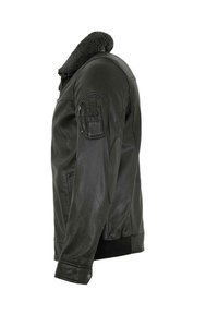 Schwarze Lederjacke mit einem Lammfellkragen, gerippten Bündchen, einer seitlichen Reißverschlusstasche und einem schlanken Schnitt.