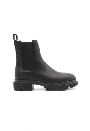 Platform ankle boots - black