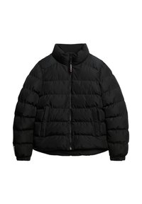 Sort pufferjakke med høj krave, frontlynlås, elastiske manchetter og to sidelommer. Har en quiltet design for isolering.