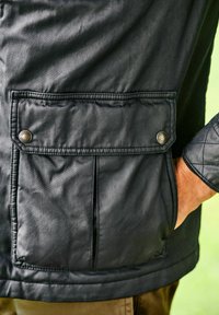 Next BIKER - Mākslīgās ādas jaka - black