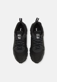 Timberland WINSOR TRAIL WP - Matalavartiset tennarit - black