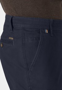 Redpoint ODESSA REGULAR FIT MIT STRETCH - Chino - navy