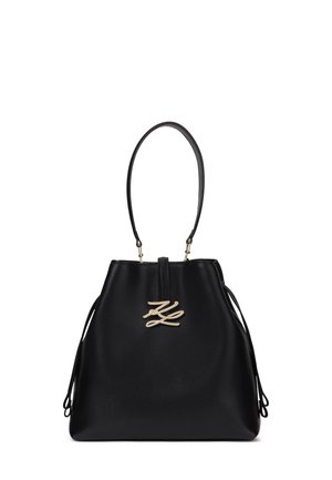 Sac seau structuré en cuir noir avec poignée supérieure, cordons latéraux et logo doré.