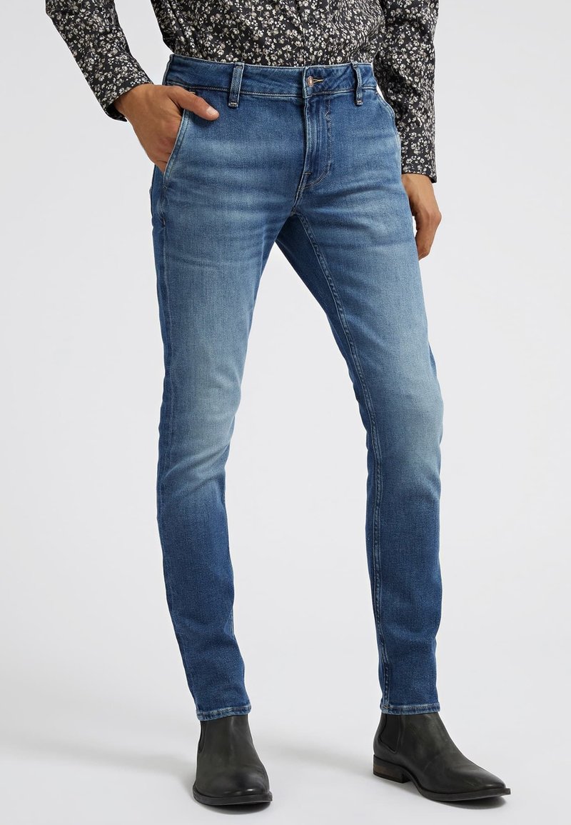 Guess - ADAM - Jean slim - blau, Agrandir