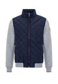 Marineblaue gesteppte Jacke mit grauen, strickähnlichen Ärmeln. Verfügt über einen hohen Kragen, einen Frontreißverschluss und zwei Seitentaschen. Strukturierte Oberfläche.