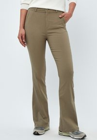 Minus MICARMA FLARED PANTS - Broek - mineral gray