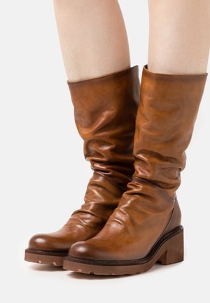 PONZA - Boots - cognac