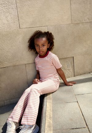 Next, REGULAR FIT - T-SHIRT AND KICKFLARES SET . - Legging (type pantalon) - pink multi stripe