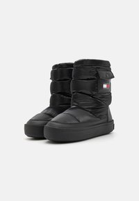 Tommy Jeans FEMININE BOOT - Žieminiai batai - black