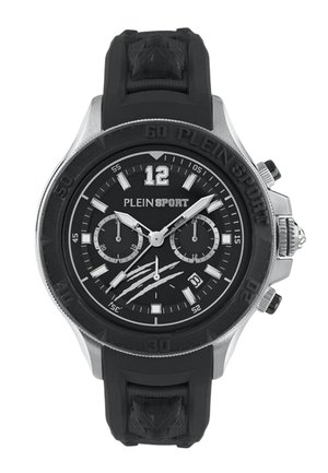Schwarze Plein Sport-Armbanduhr mit silbernem Gehäuse, schwarzem Kautschukarmband, analogem Zifferblatt, drei Hilfszifferblättern, weißen Markierungen und Kratzerdesign in Krallenform auf dem Zifferblatt.