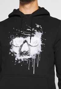 Mister Tee Jersey con capucha - black