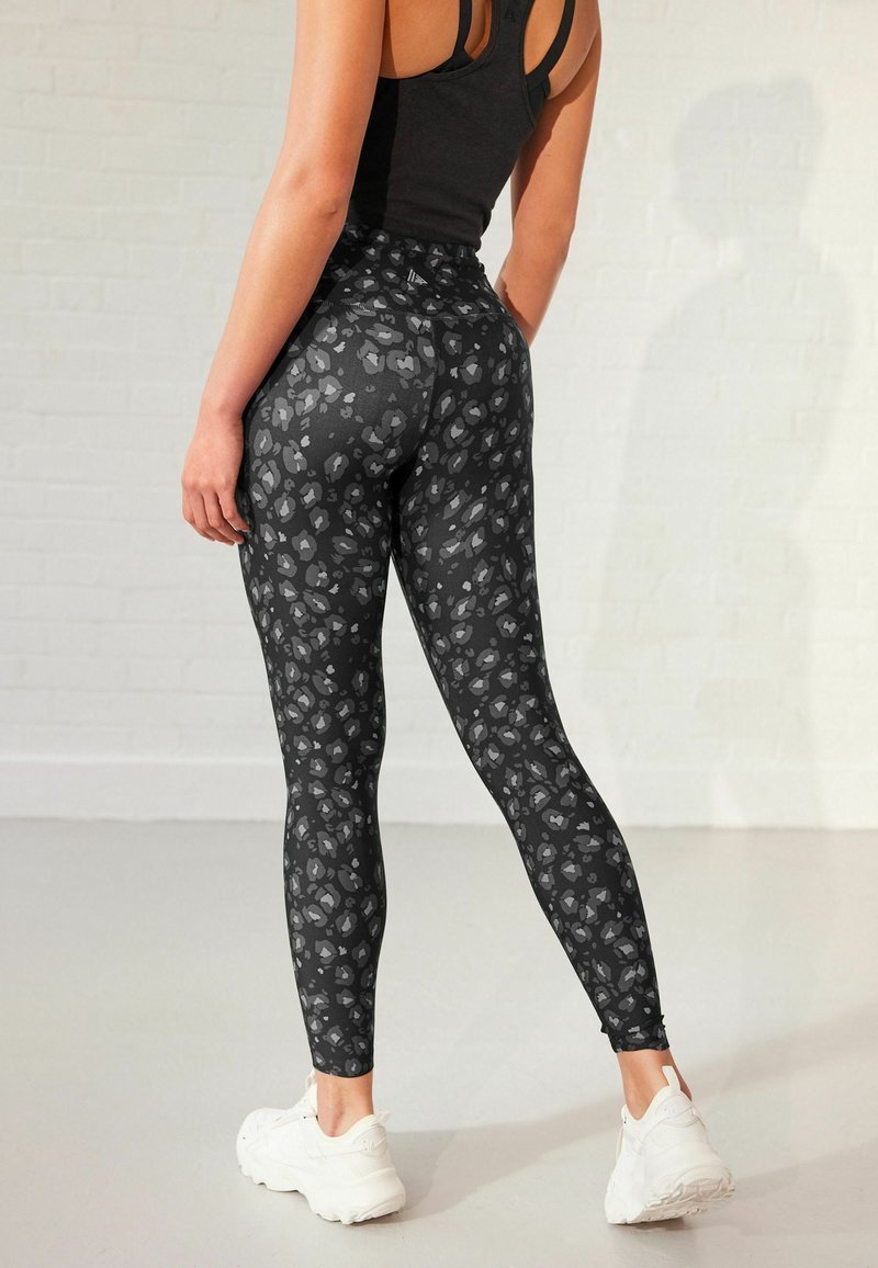 Next YOGA - Legíny - kalhoty  - charcoal animal print