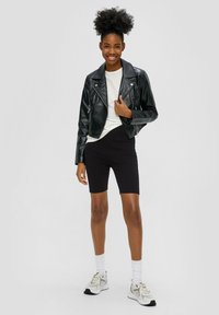 QS SKINNY czarny