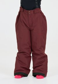 Pantaloni da neve bordeaux con bretelle regolabili, due tasche frontali e orlo nero. Realizzati in materiale impermeabile, progettati per l'abbigliamento invernale.