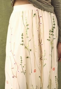 Next TALL FIT - EMBROIDERED BOHO - Velika suknja - ecru