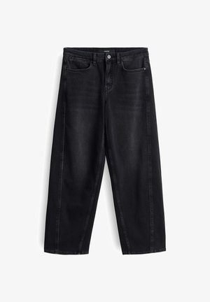 Zwarte denim broek met een losse pasvorm, voorzien van vijfzakken, een knoopsluiting en subtiele stikdetails. Middenhoge taille.