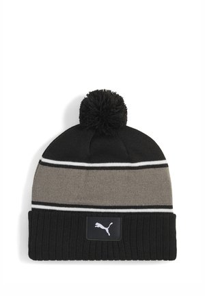 Cappellino lavorato a maglia nero e grigio con pon pon nero, strisce bianche, polsino a coste e logo Puma sul polsino frontale.