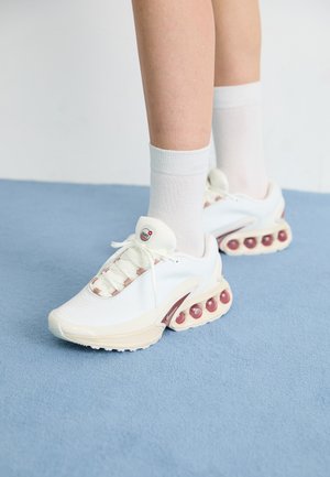 AIR MAX DN TECH - Trainers - off white