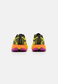 HOKA RINCON 4 - Chaussures de running sur route - citrus/black