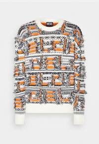 Strickpullover mit strukturiertem Muster, das eine weiße Basis mit grauen und orangefarbenen Mustern kombiniert. Fransenverzierungen verleihen dem Design Dimension. Rundhalsausschnitt.
