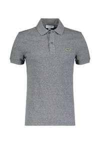 Šedé polo tričko s texturovanou tkaninou, krátkými rukávy a límečkem. Na levé straně hrudi se nachází zelené logo Lacoste.