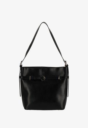 Geantă de mână din piele neagră, cu o singură curea de umăr. Prezintă un accent frontal sub formă de curea cu o cataramă metalică circulară și un design minimalist.