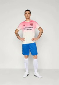 New Balance BAYER AWAY SHORT SLEEVE - Klubové oblečenie - away