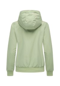 Jasnozielona kurtka z kapturem o gładkim wykończeniu, z elastycznymi mankietami i hemem. Prosty design bez widocznych wzorów czy detali metalowych.