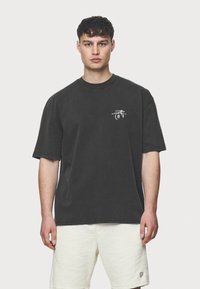 Pegador GORET TEE - Potiskana majica - vintage black