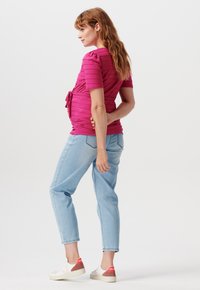 Noppies ARUA - Print T-shirt - fuchsia red