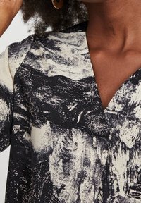 Object Bluse - off-white