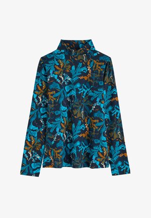Cămașă cu mânecă lungă și guler înalt, având o bază albastru închis acoperită cu un model floral în nuanțe de turcoaz, portocalie și alb.
