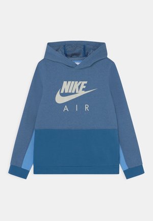 Blauwe Nike Air-hoodie met een tweekleurig ontwerp en een lichtblauwe accentkleur. Zachte textuur, kangoeroezak en met mesh gevoerde capuchon.