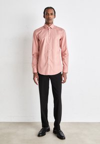 HUGO JENNO - Majica - light/pastel red