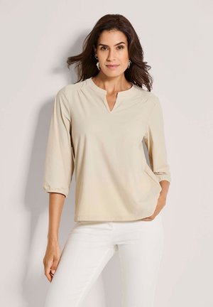 Blouse - pearl white
